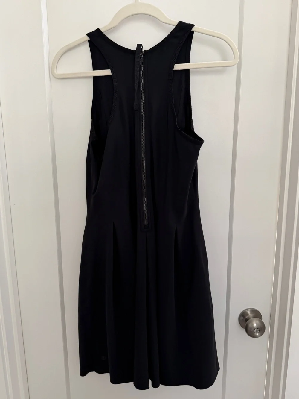 Lululemon Black Sleeveless Pleated Fit & Flare Dress | Size 8